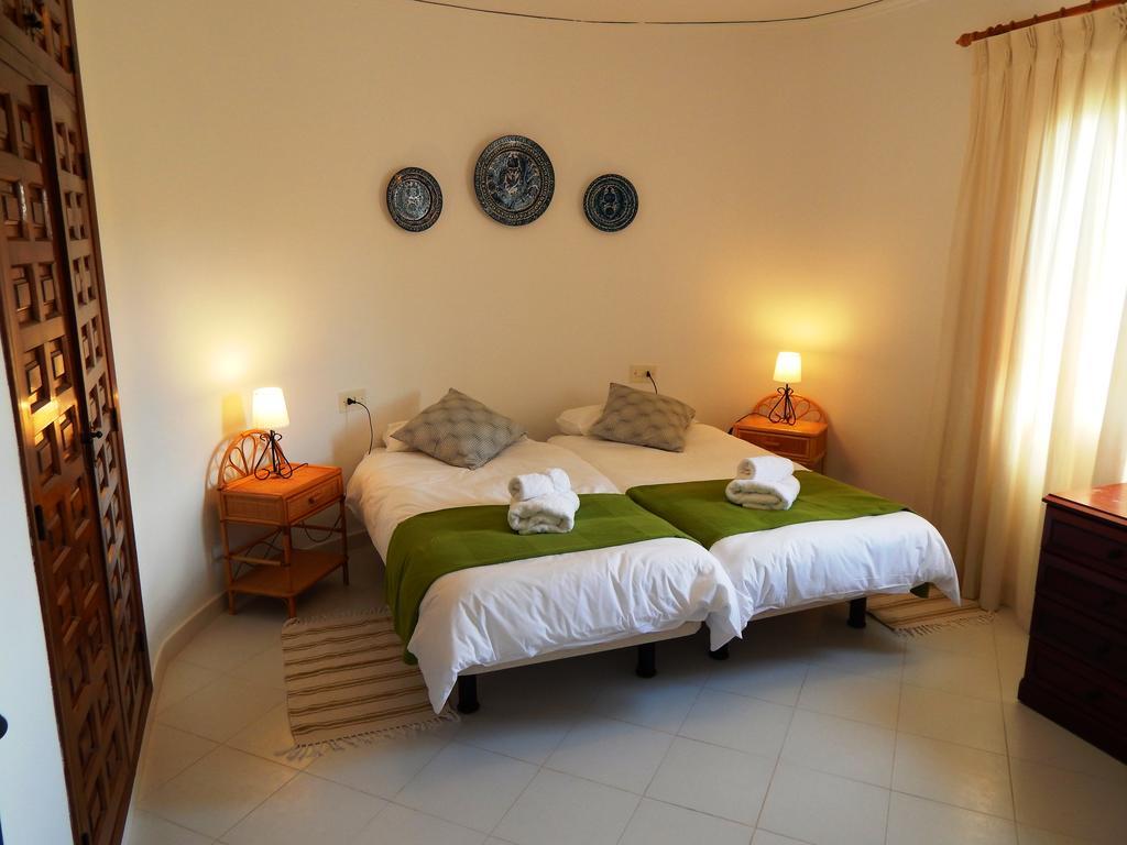 Villa Carfax Orba Экстерьер фото